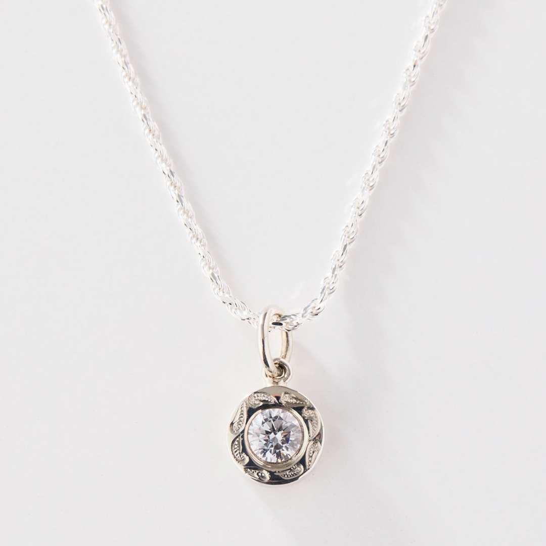 ハワイアンジュエリー/Silver925/ラウンドストーンペンダントCZ|ハワイアンジュエリーブランドMaxi(マキシ)公式通販オンラインショップ