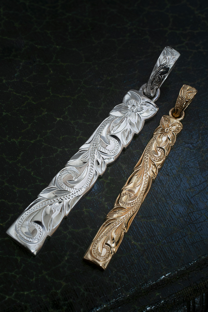 Maxi Hawaiian couples pendants