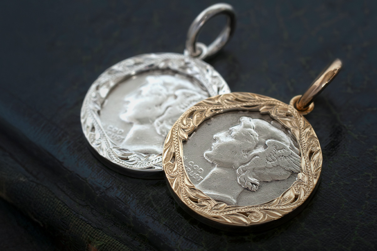 Maxi Hawaiian couples pendants